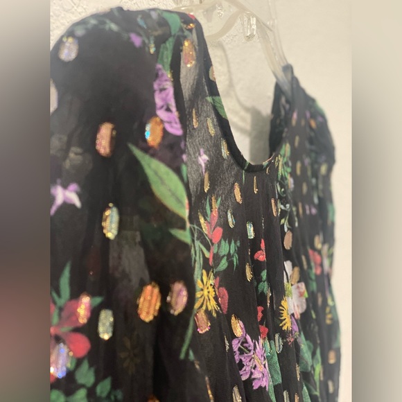 AMUR Clipped Lurex Chiffon Midi Dress - Picture 4 of 10